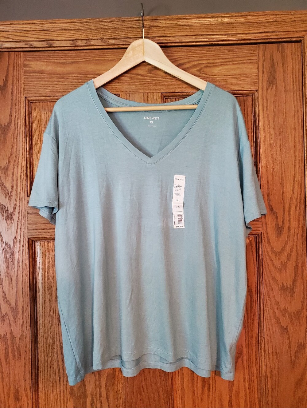 NINE WEST XL Blue V-Neck Shirt.